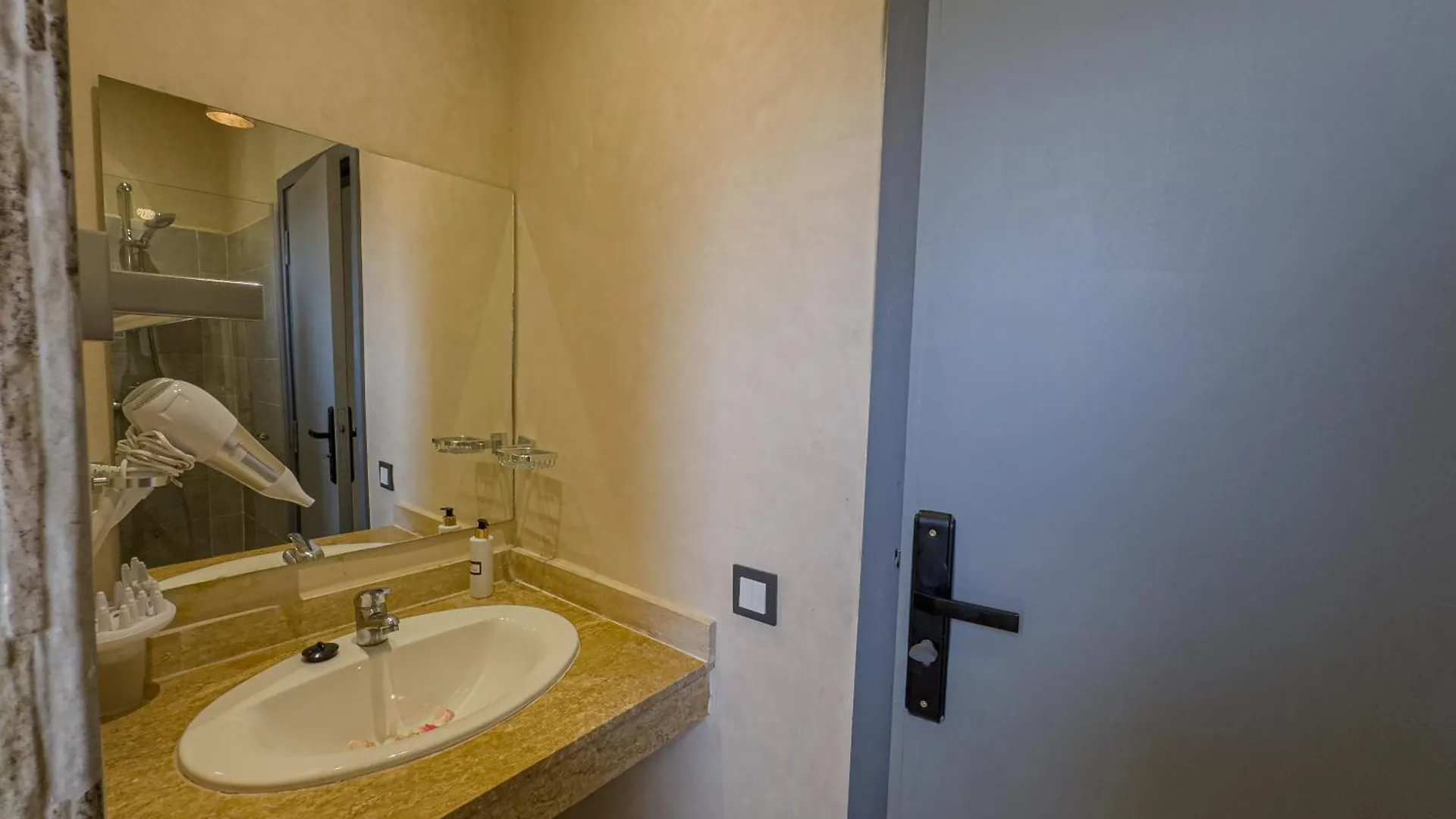 Riad Tonaroz Gold Marakeş
