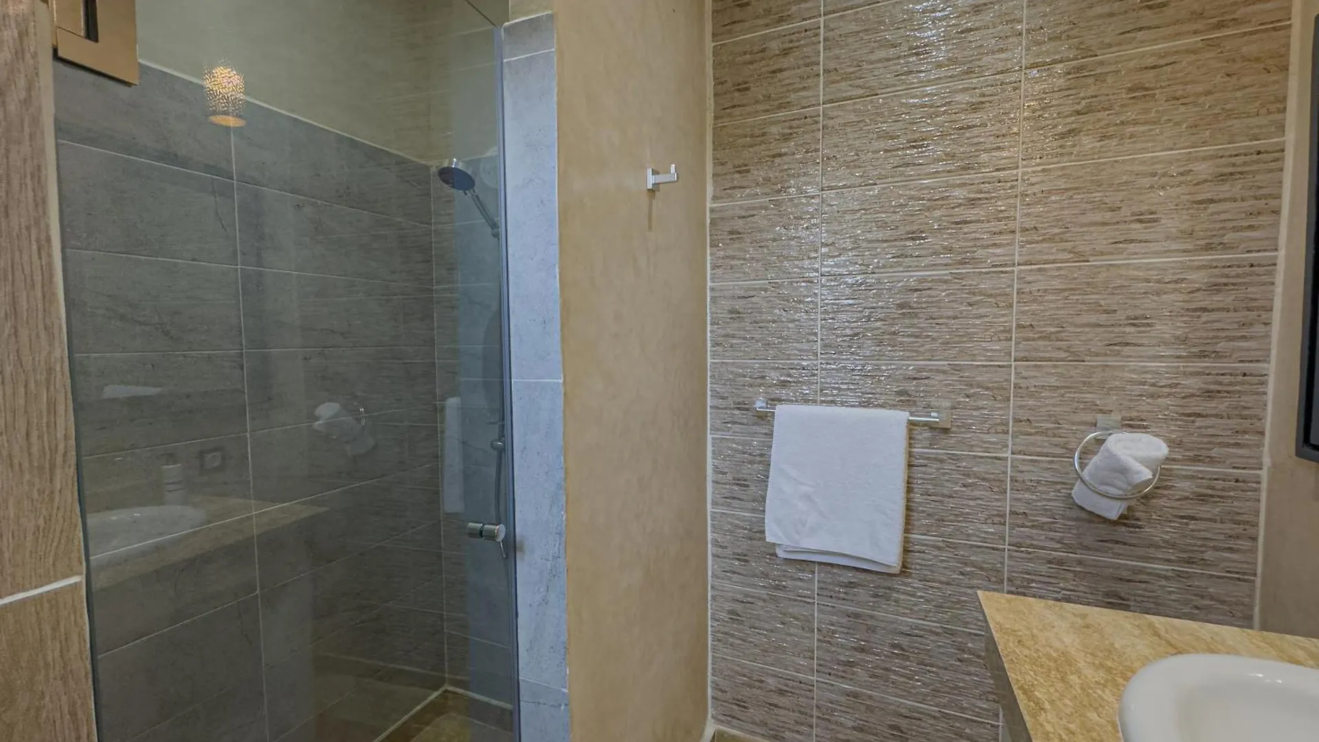 Riad Tonaroz Gold Marakeş Fas